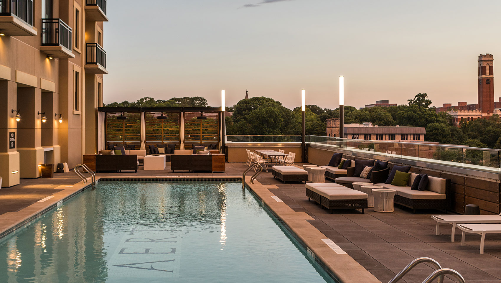 Best Hotel Rooftop Pool in Nashville | Kimpton Aertson