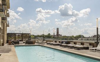 Rooftop pool at Kimpton Aertson Hotel